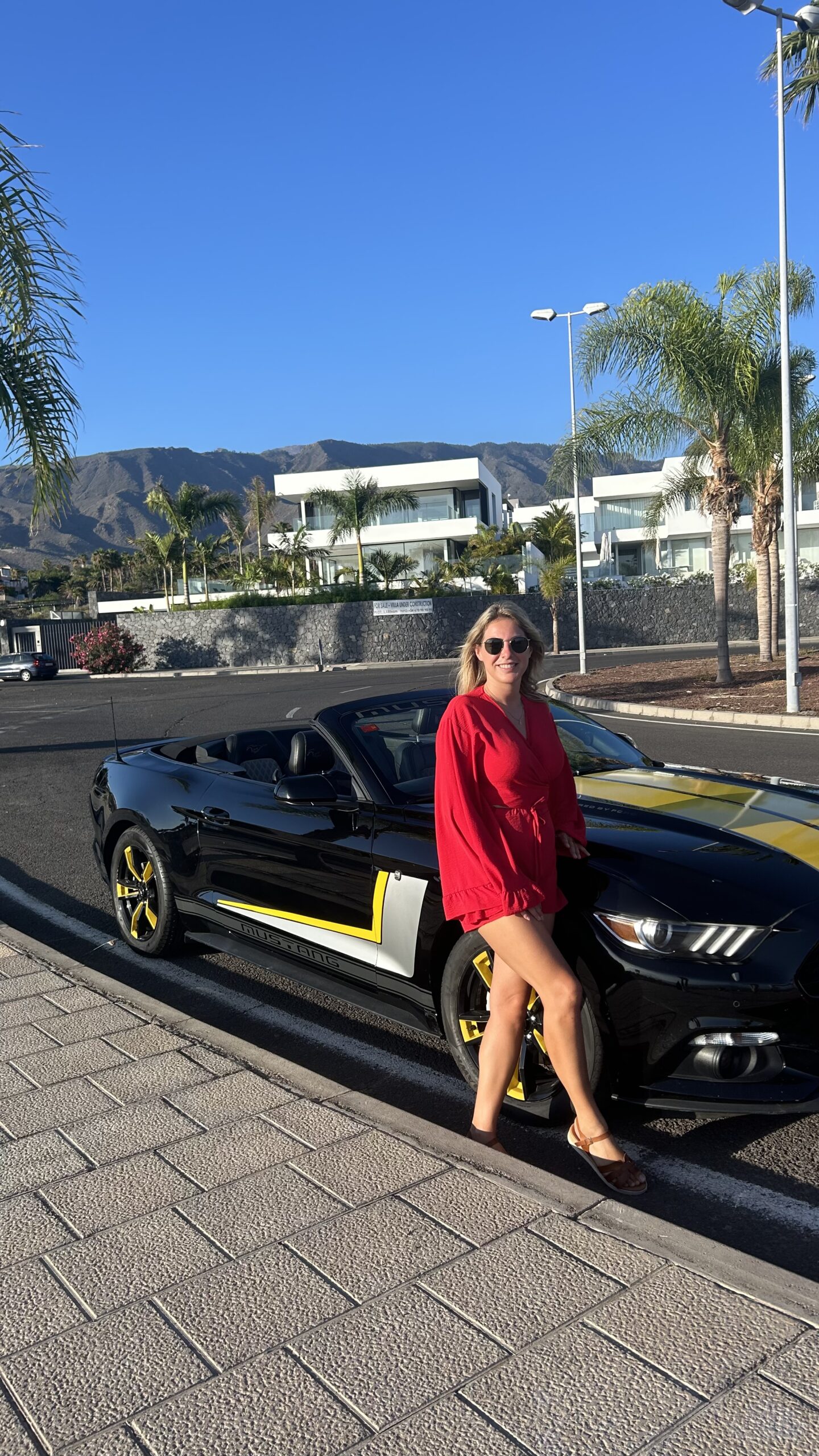 Wycieczka o zachodzie słońca na Teide – Mustang Cabrio