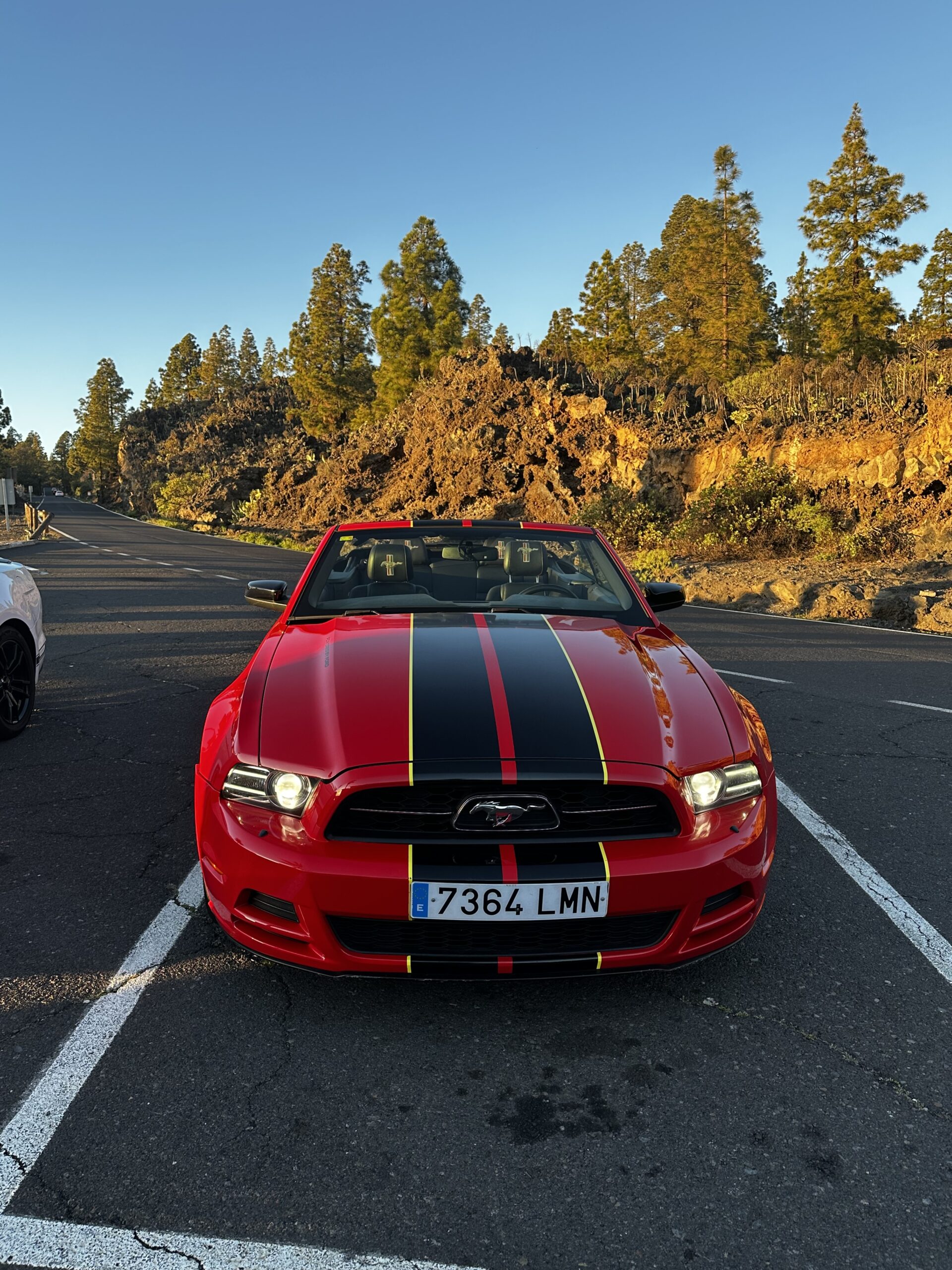 Wycieczka o zachodzie słońca na Teide – Mustang Cabrio